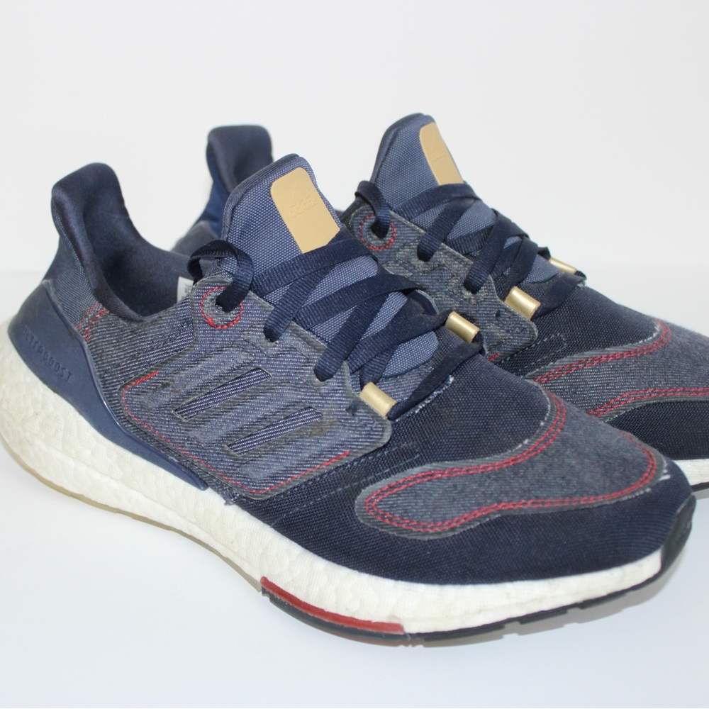 Good condition Adidas Sneakers men’s Sz8.5